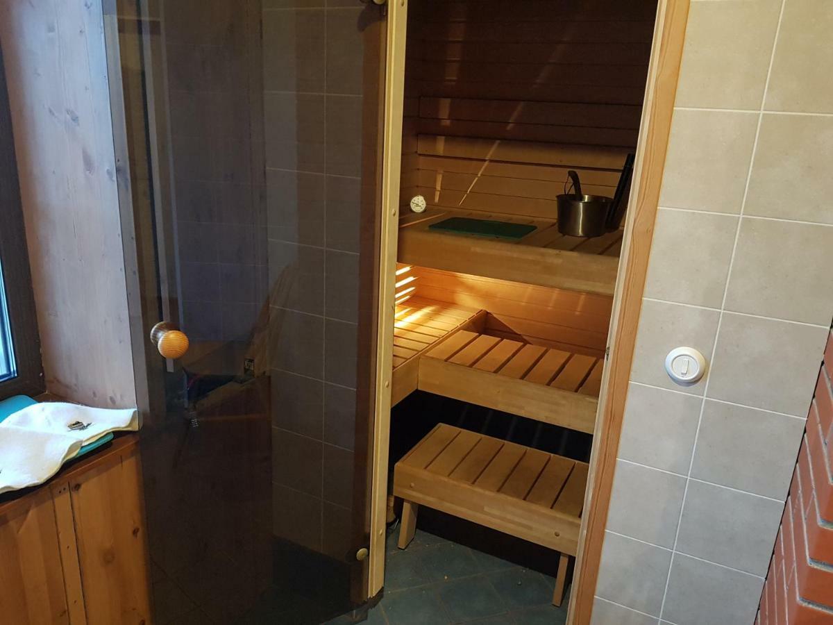 Soomaa Water Camp Hotel Joesuu  Ngoại thất bức ảnh