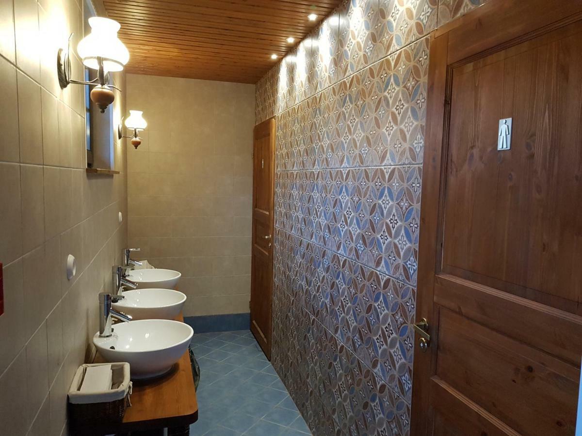 Soomaa Water Camp Hotel Joesuu  Ngoại thất bức ảnh